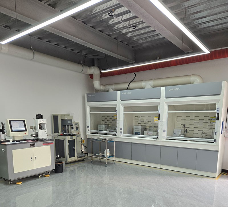 汽車潤(rùn)滑油.jpg 汽車潤(rùn)滑油.jpg